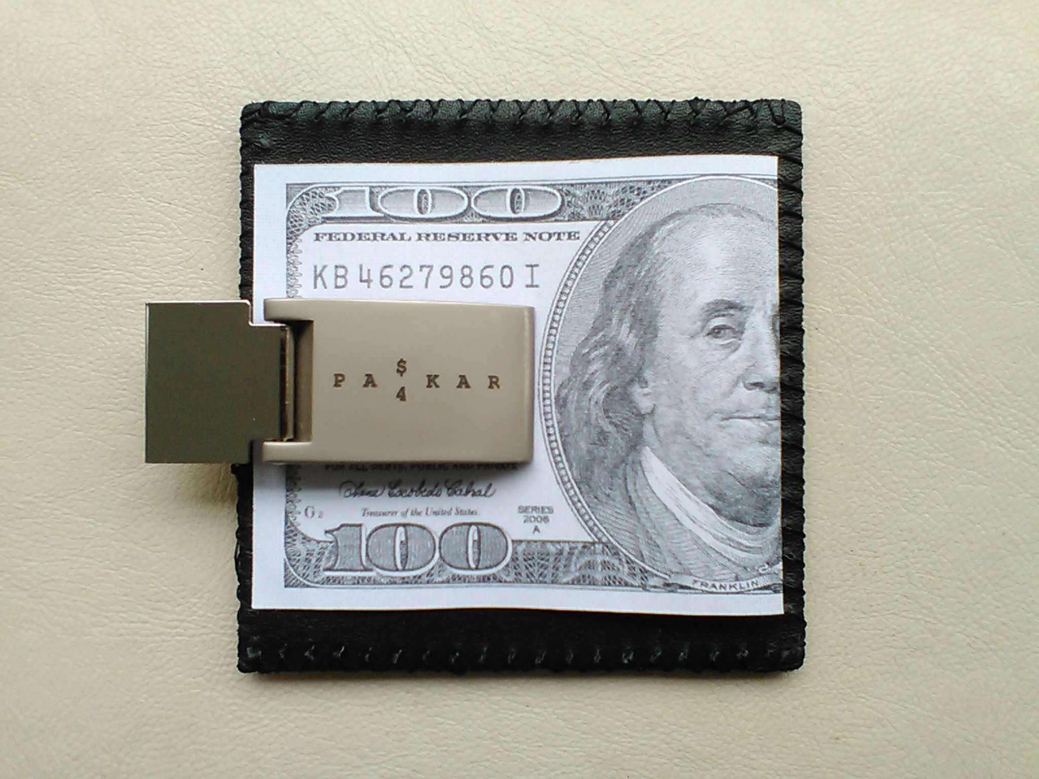 PA4KAR - Money Clip with a Leather Pad