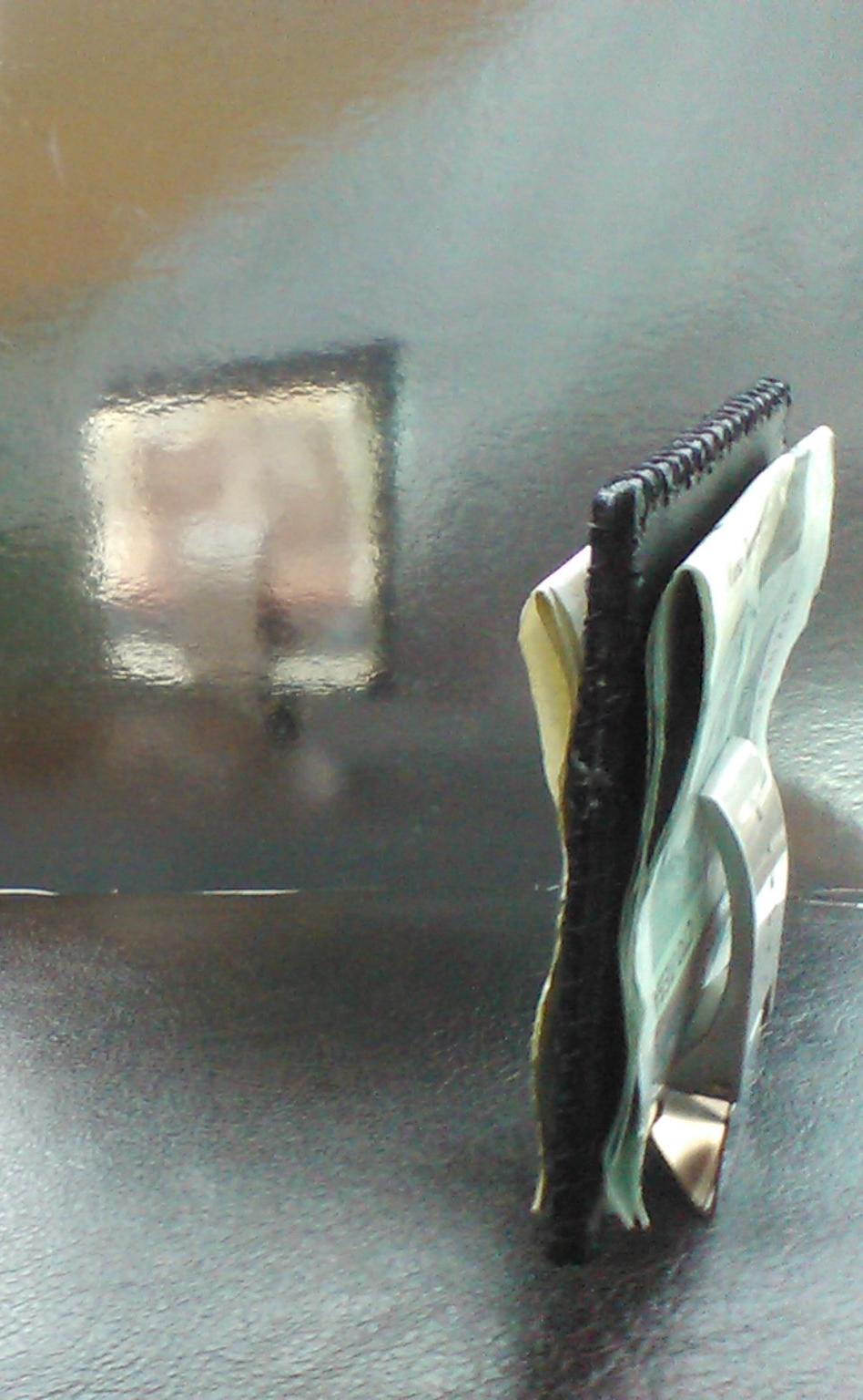 PA4KAR - Two Money Clips with a Leather Pad